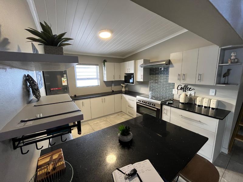 3 Bedroom Property for Sale in Dwarskersbos Western Cape